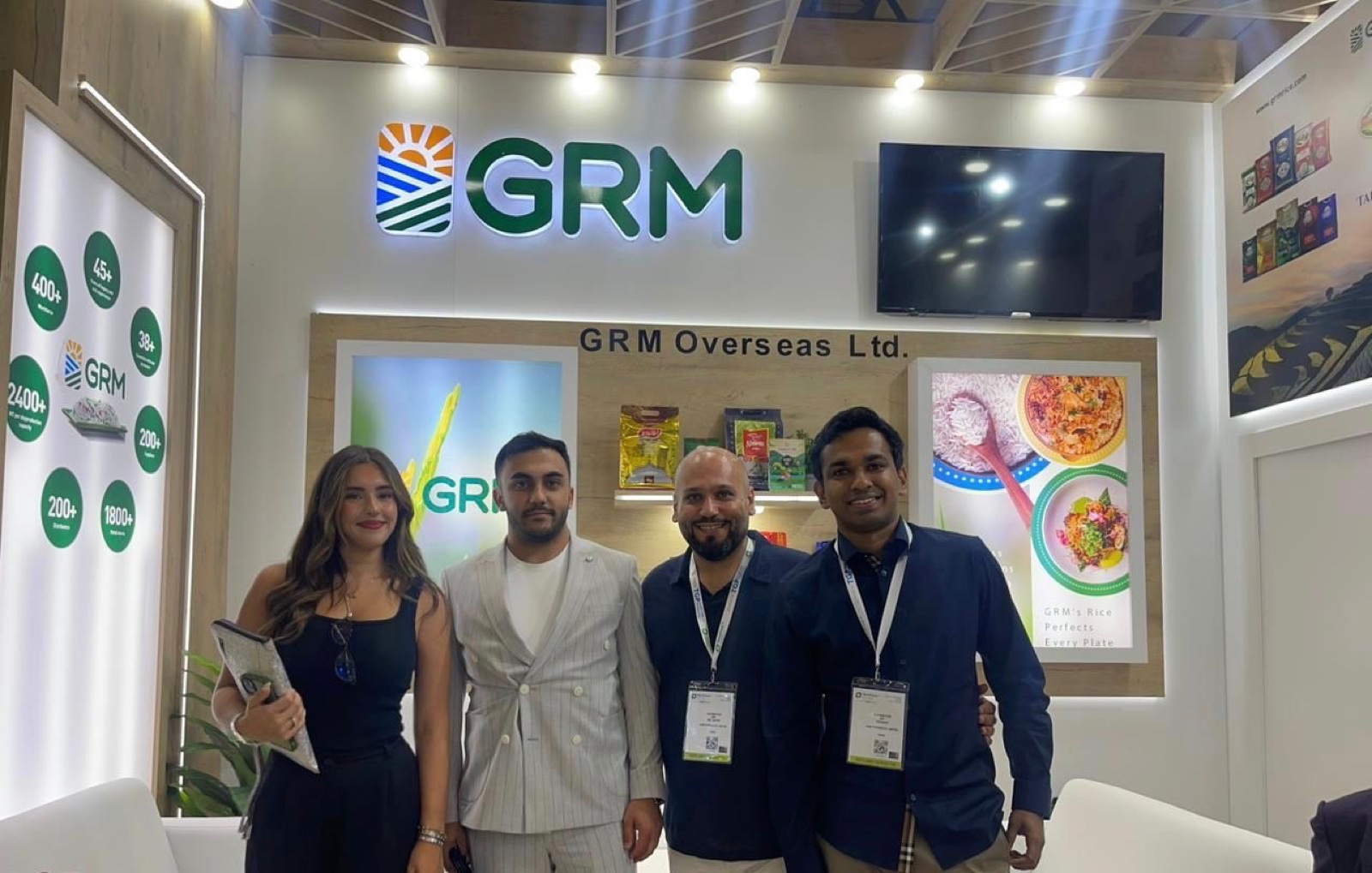 Fuar standı personeli