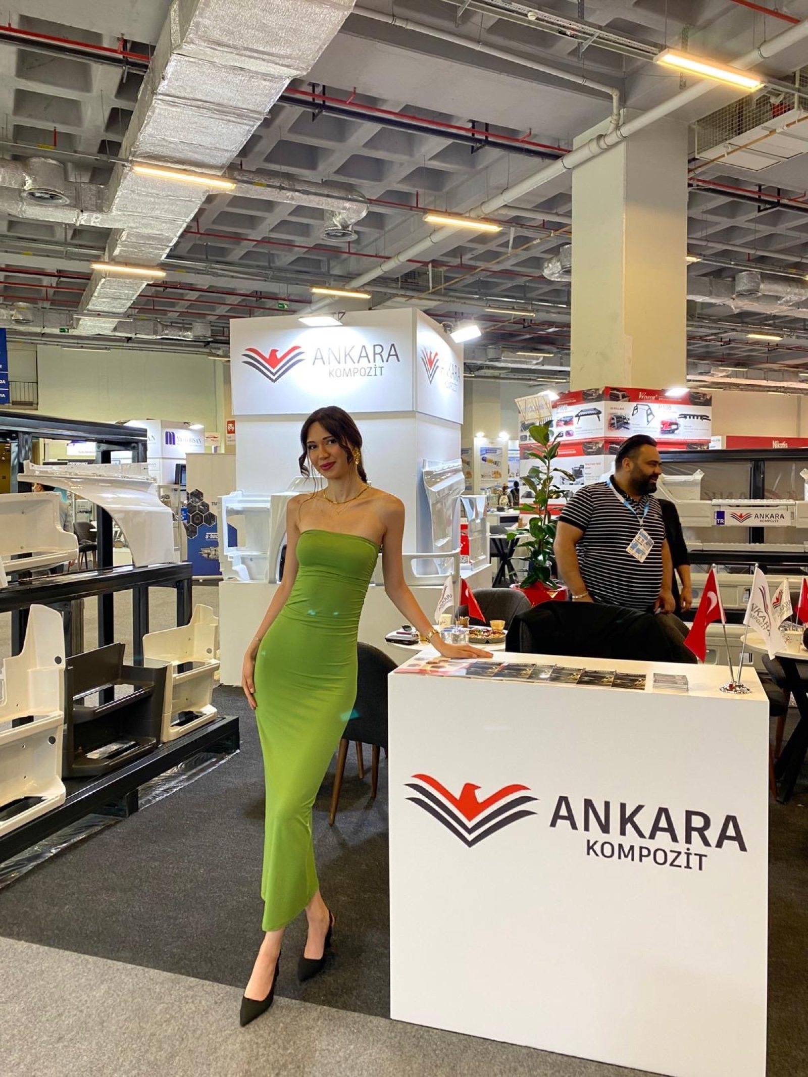 Fuar standı hostesi - Ankara Kompozit